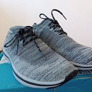 Columbia Women’s Chimera Lace Athletic Shoes Black/Steam Size 9 NEW!!!